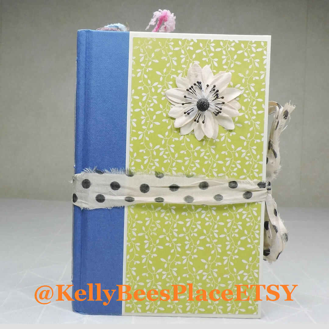 Kelly Bee handmade junk journals